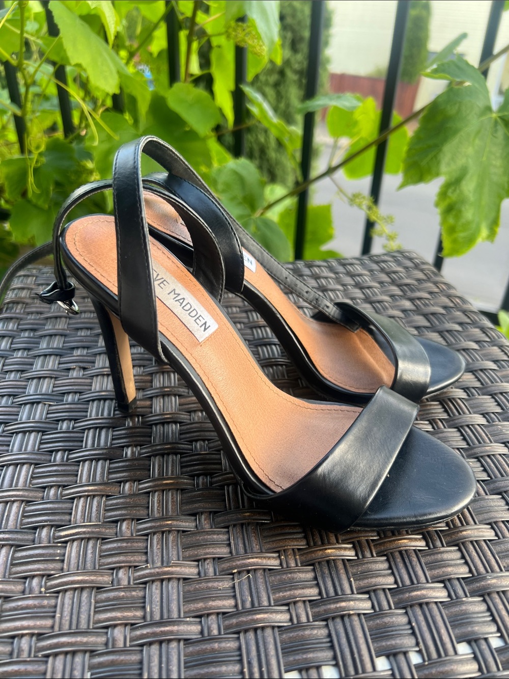 Steve Madden Black Faux Leather Reno Slingback Heels
